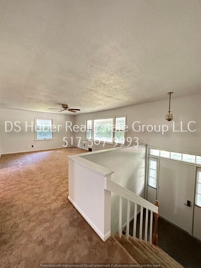 Building Photo - 12469 Kruger Ln