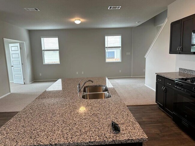 Building Photo - 11516 Murano Dr