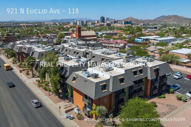 Foto del edificio - 921 N Euclid Ave