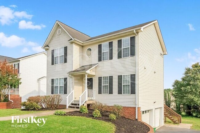 Foto del edificio - 6036 Holder Rd