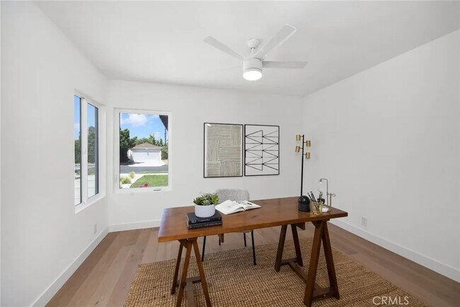 Foto del edificio - 3518 S Burnside Ave