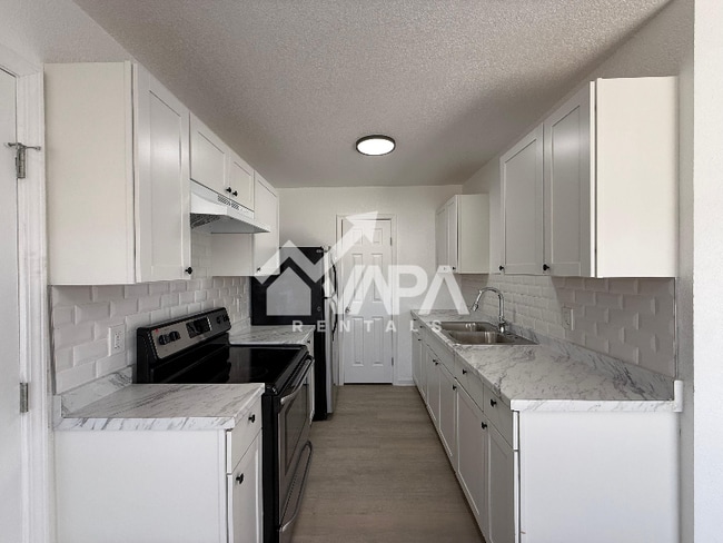 Building Photo - 7319 Walnut Valley Dr