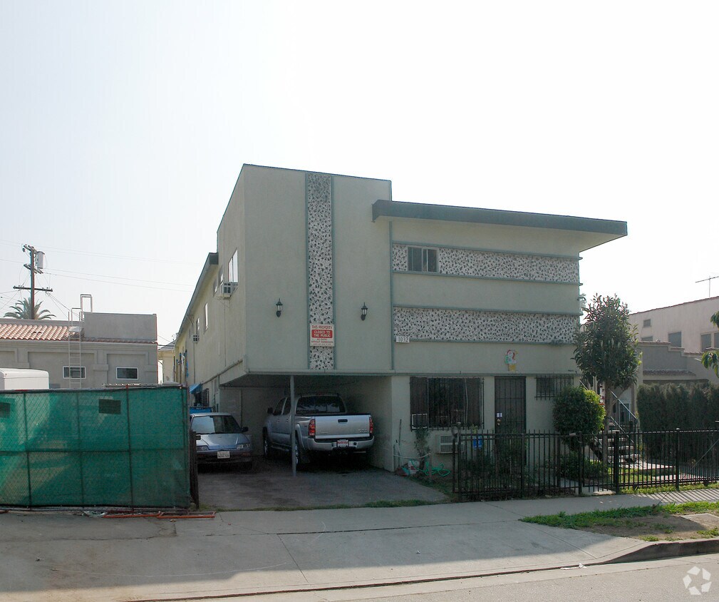 Foto principal - 1032 N Berendo St