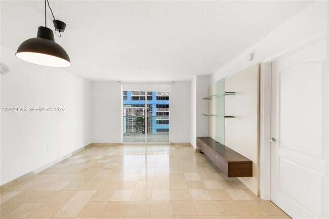 Foto del edificio - 2101 Brickell Ave