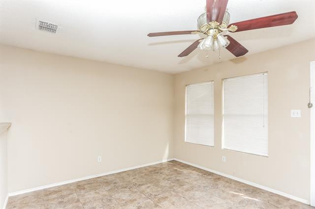 Foto del edificio - 2721 Meadowlark Dr