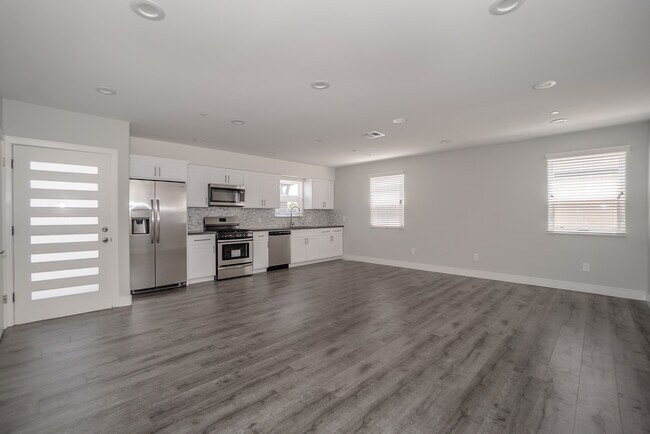 Foto del edificio - 3915 Brighton Ave