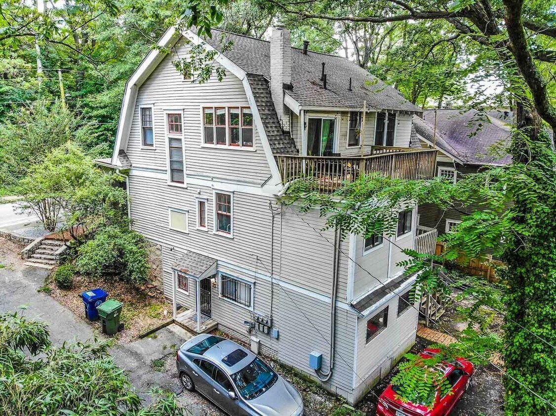 Foto del edificio - 1326 North Ave NE