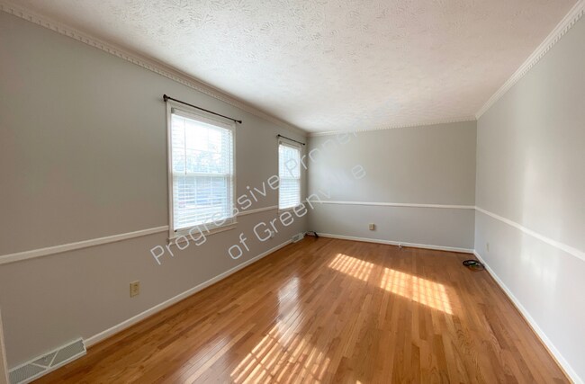 Building Photo - 103 Shetland Way