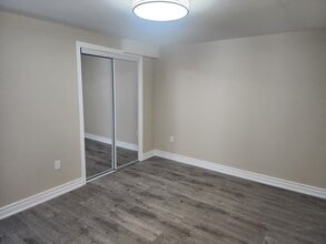 Building Photo - 183 Sharon Creek Dr