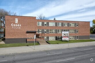 Building Photo - Essex House