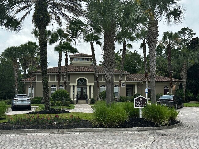 Building Photo - 435 S Villa San Marco Dr
