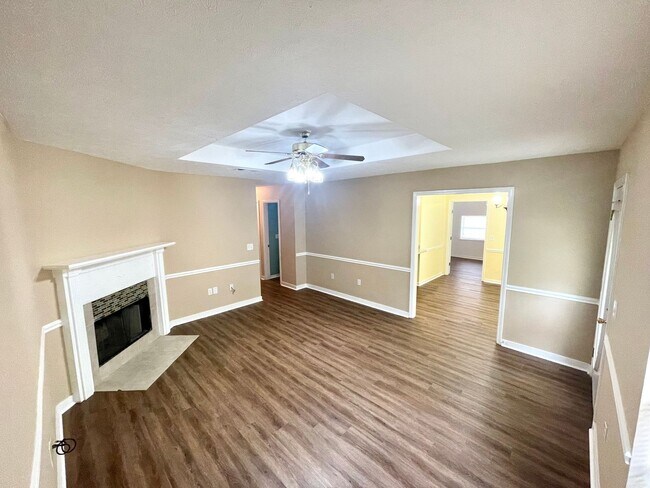Foto del edificio - 3/2 Available for Rent in Brandon!