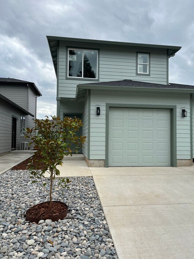 Primary Photo - Modern Multi-Gen Living- Brand New