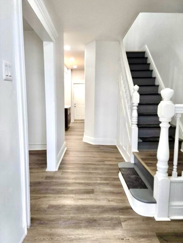 Foto principal - 91-11 11th Ave W