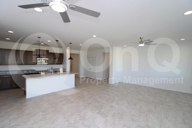 Building Photo - 23020 E Calle Luna