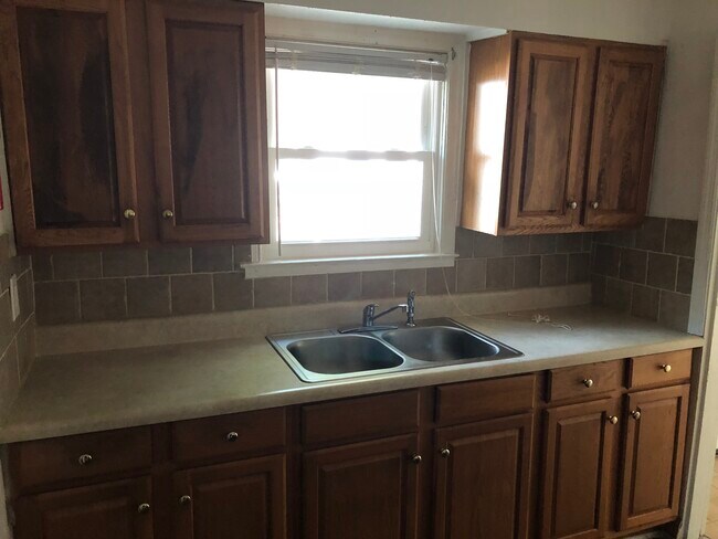 Building Photo - 1428 Lorenzo Dr SW