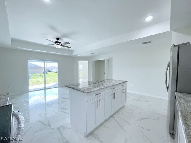 Building Photo - 1133-1135 Ichabod Ave