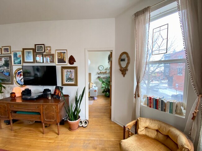 Foto del edificio - 2610 W Thomas St
