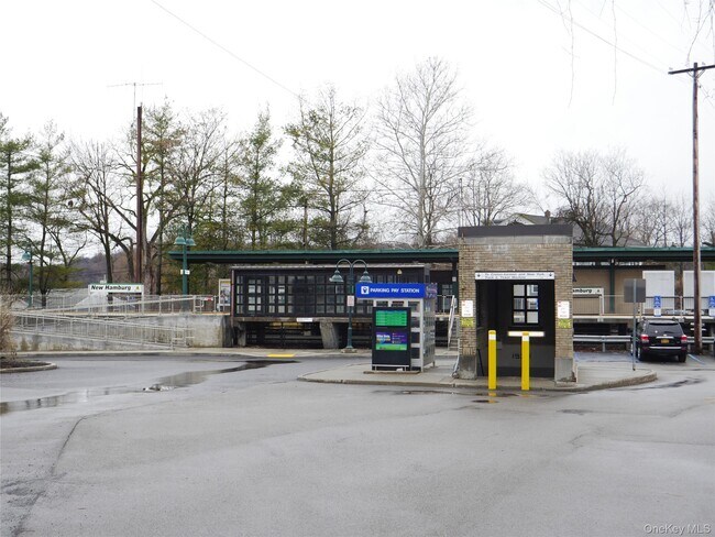 Foto del edificio - 19 Main St