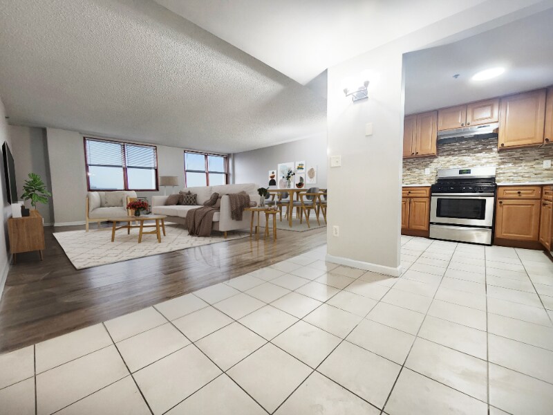 21 W 25th St Unit 3F, Bayonne, NJ 07002 Room for Rent in Bayonne, NJ