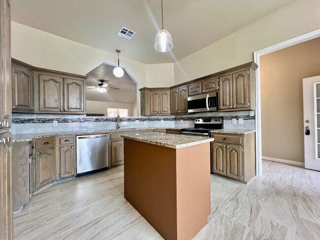 Foto del edificio - 624 Vickery Ave