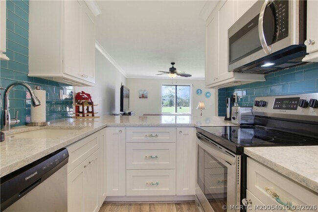 Foto del edificio - 5323 SE Miles Grant Rd