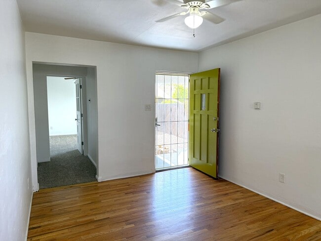 Foto del edificio - 521 Adams St NE