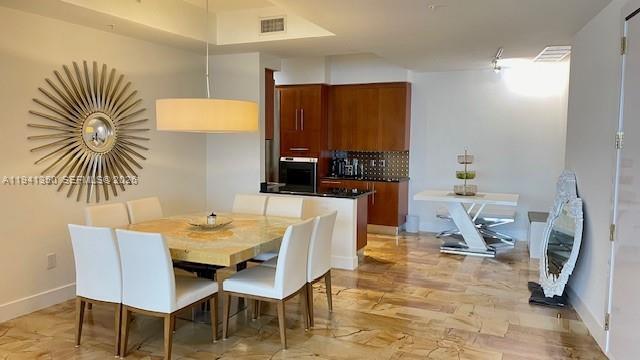 Foto del edificio - 18101 Collins Ave