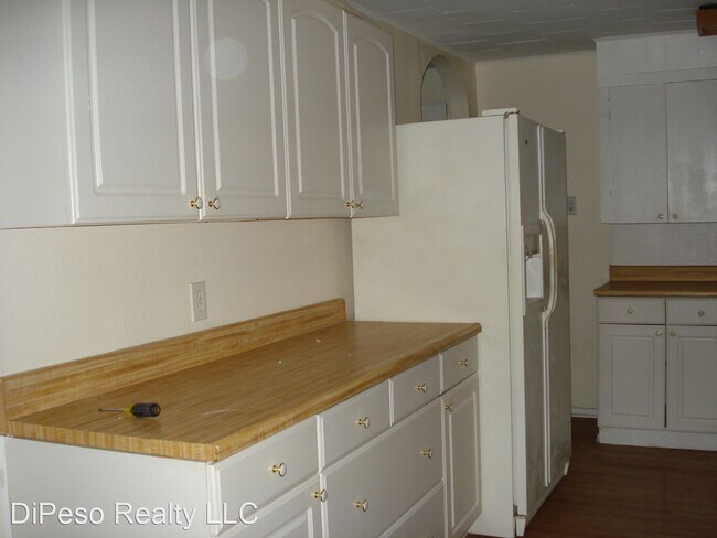 Building Photo - 3 br, 2 bath House - 448 N Miller Ln