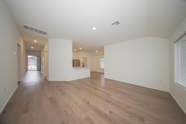 Building Photo - 1841 Rock Elm Dr