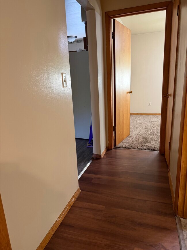 Foto del edificio - 2203 1/2 Lantern Hill Dr