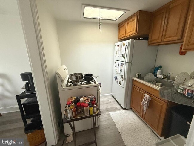 Foto del edificio - 3587 Indian Queen Ln