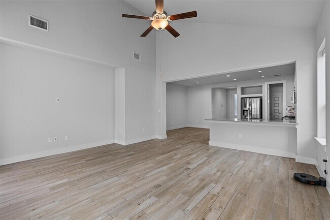 Foto del edificio - 11217 Charger Wy