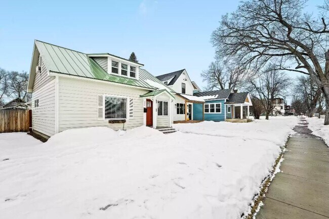 Building Photo - Whitefish cottage