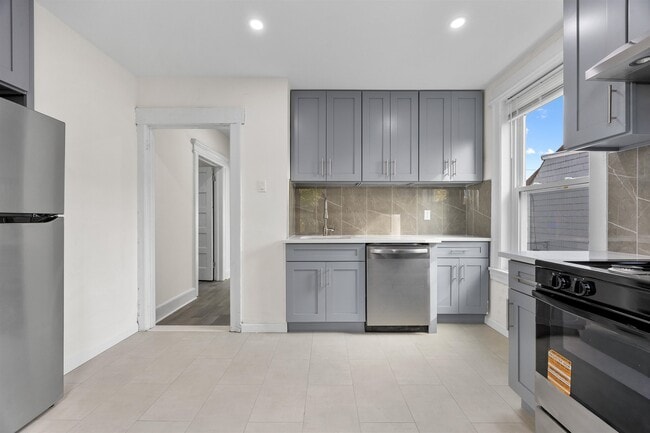 Foto del edificio - 149 Bidwell Ave