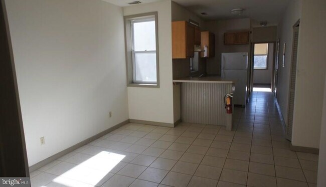 Building Photo - 1430 W Susquehanna Ave