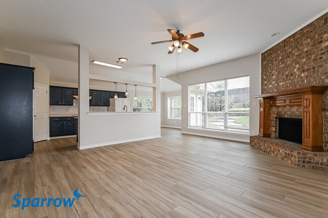 Building Photo - 2750 Beacon Hill Drive