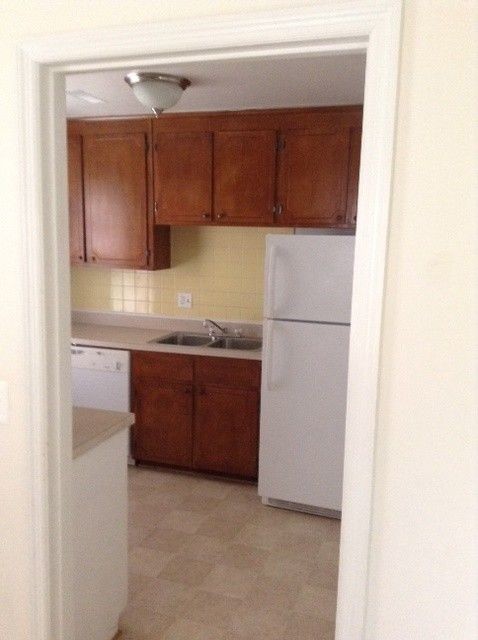 Foto del edificio - 1619 Meadow Dr