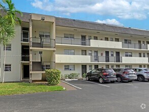 The Forum Apartments for Rent with Gym/Fitness Center - Miami, FL - 16 ...