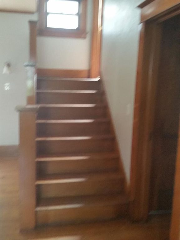 Building Photo - 412 E. Washington St.