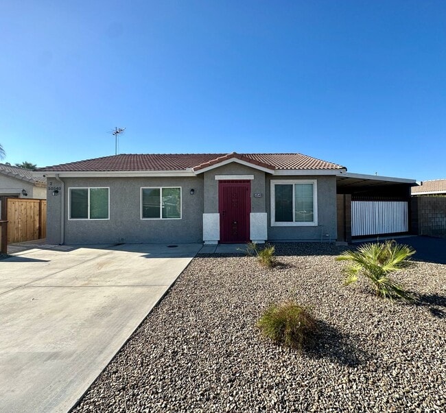 Building Photo - AVAILABLE NOW!!MOVE IN SPECIAL!!! 2 Bedroo...