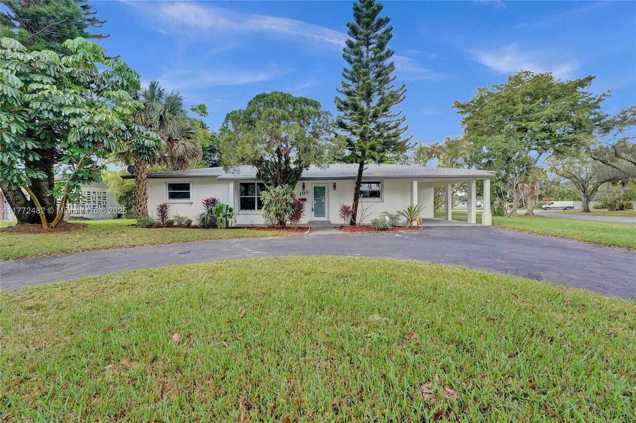 Foto principal - 101 SW 53rd Ave