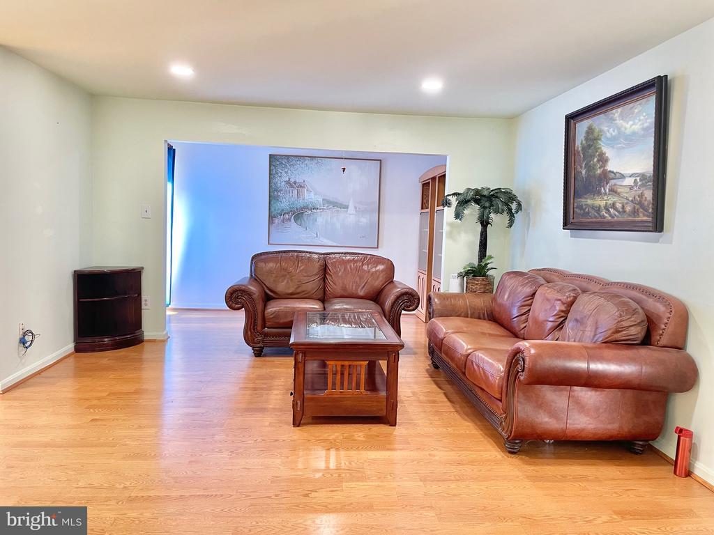 Primary Photo - 13126 Pebble Ln