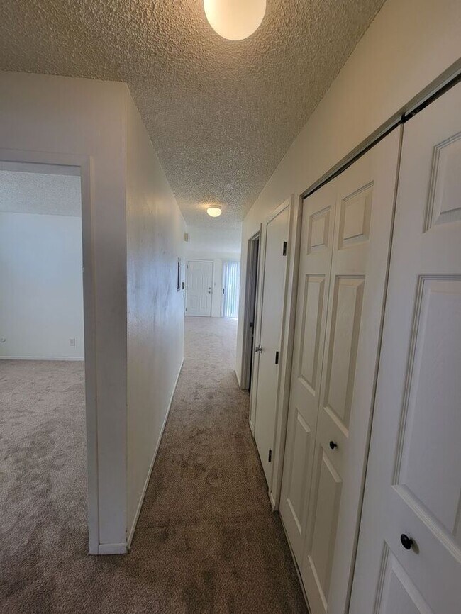 Foto del edificio - ***MOST UTILITIES INCLUDED***Cute 3 Bdrm, 1 Bath in Loveland