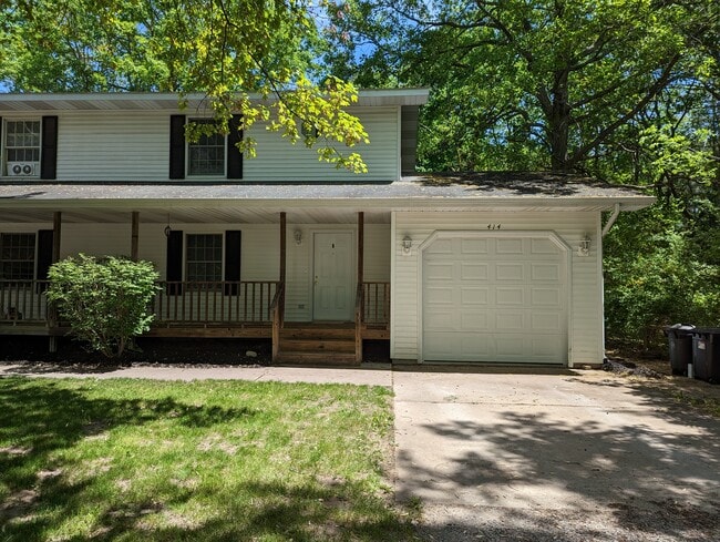 Building Photo - 416 Willow St