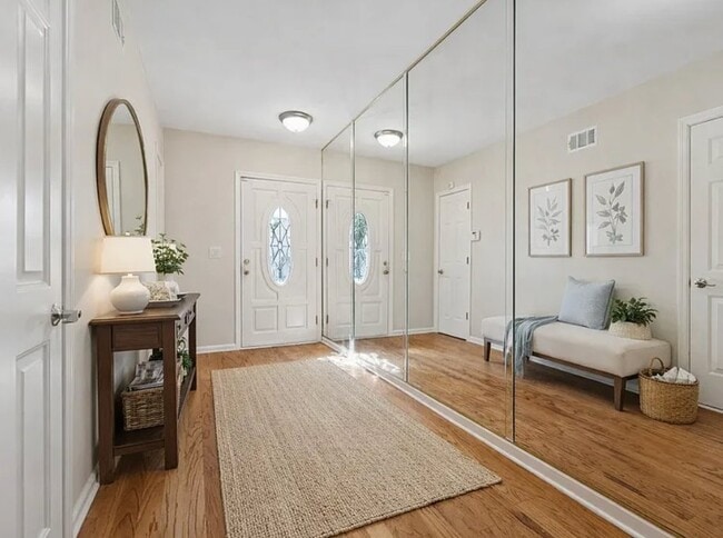 Photo - 231 Glenstone Cir Townhome