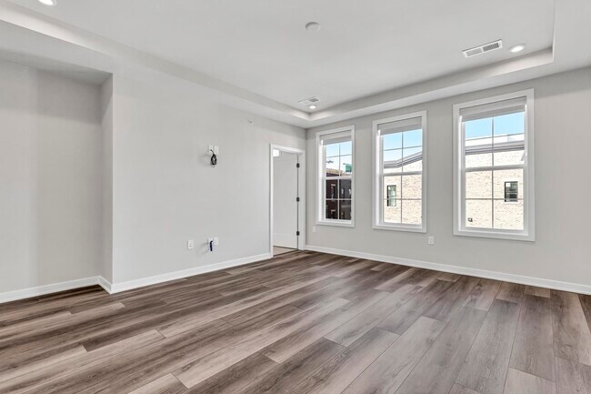 Building Photo - 7463 Backett Wood Ter