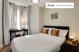 Building Photo - Room in Shared 4 bed/3.5 bath home