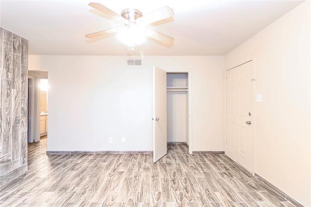 Building Photo - 8033 Cambridge Cir