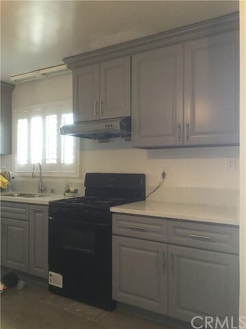 Building Photo - 5828 Los Feliz Dr